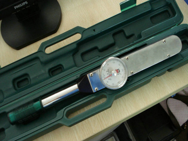 表盘式手动扳手