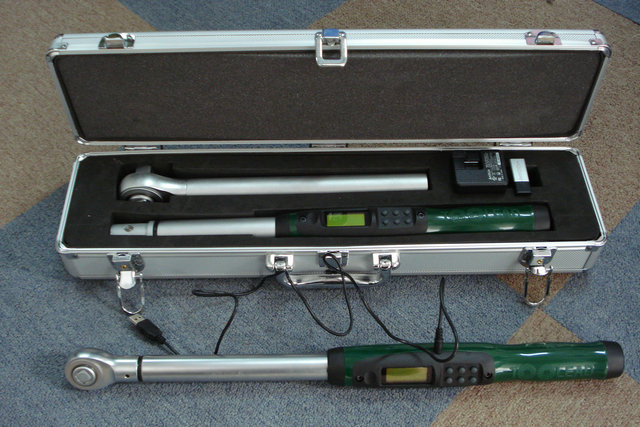 ����Ť������