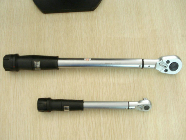 ����ʽŤ�ذ���