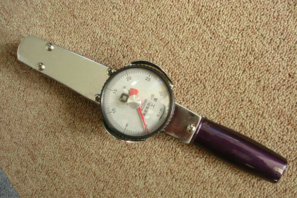 预置手动扭力扳手