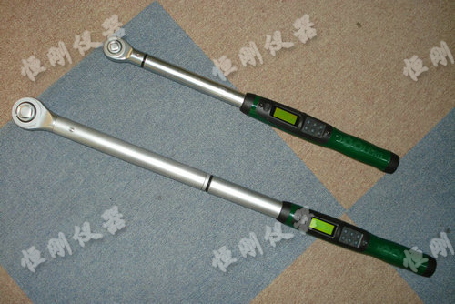 �߾���Ť������ͼƬ